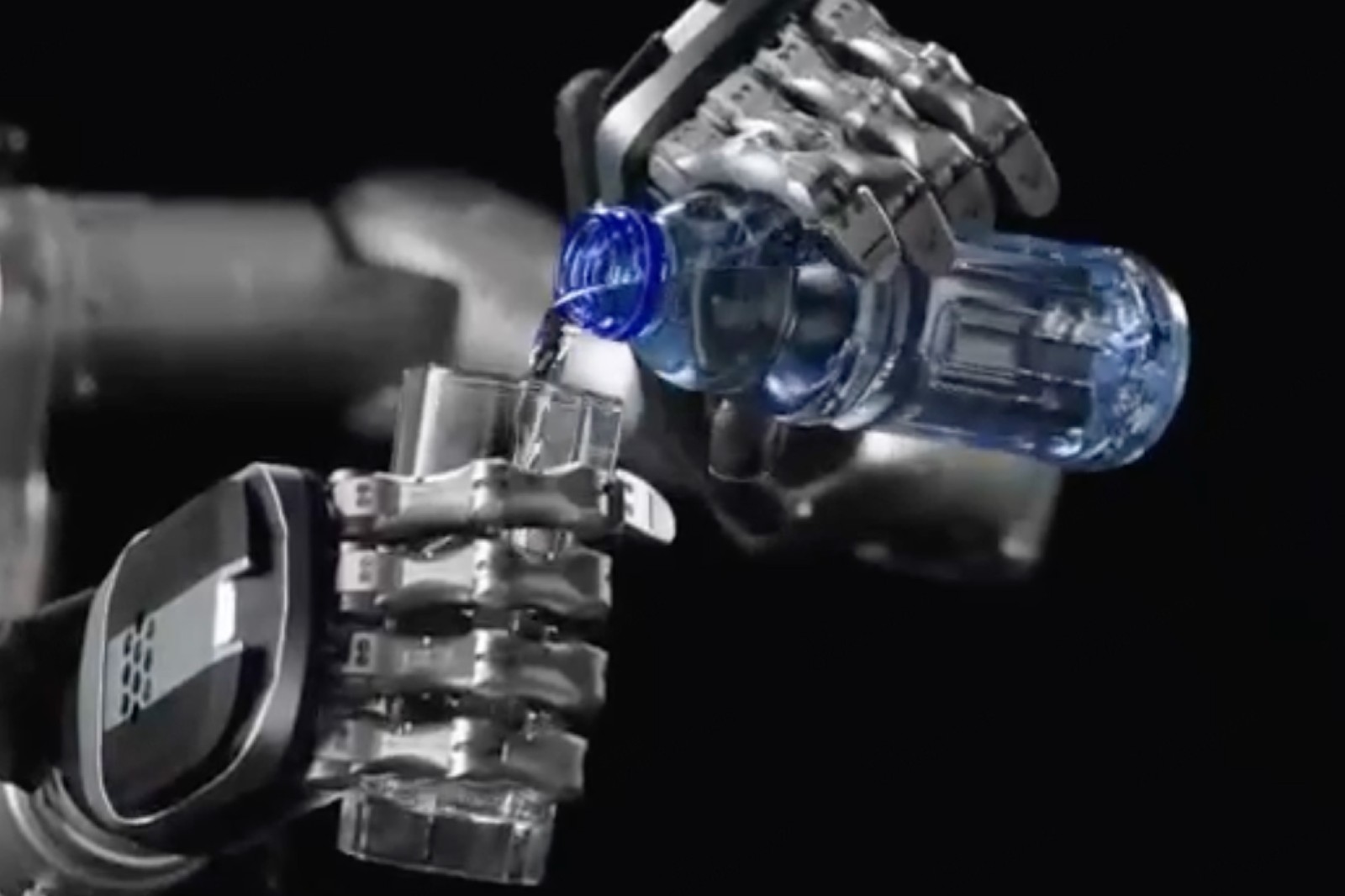 系列解读 |  雷火竞技灵巧手家族亮相：高自由度的创新突破